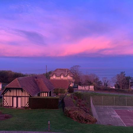 Appartement Appart Lumineux Avec Vue Sur Mer A 180 Degres à Trouville-sur-Mer Extérieur photo