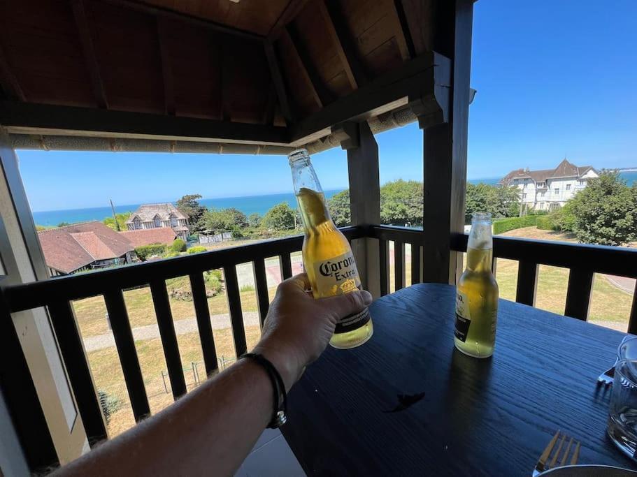 Appartement Appart Lumineux Avec Vue Sur Mer A 180 Degres à Trouville-sur-Mer Extérieur photo
