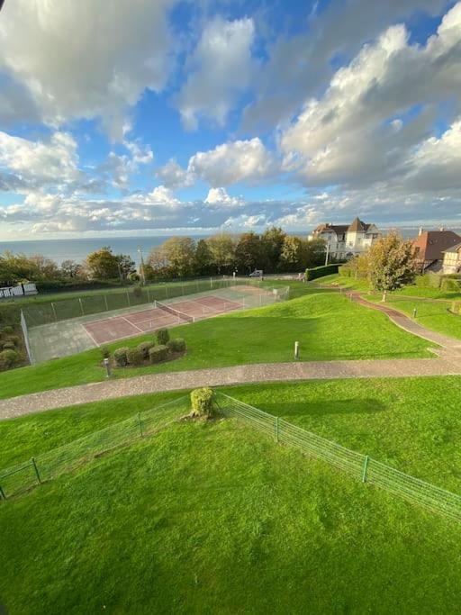 Appartement Appart Lumineux Avec Vue Sur Mer A 180 Degres à Trouville-sur-Mer Extérieur photo